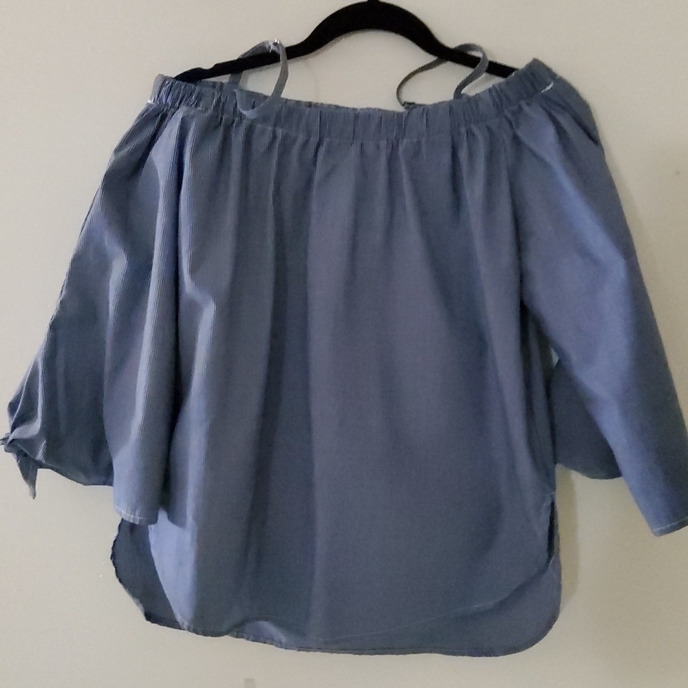 Seven Sisters Off The Shoulder Top Size S